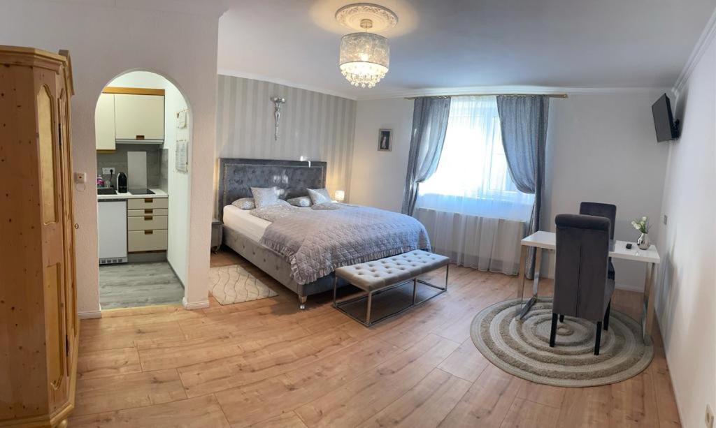 Апартаменты Boutique Haus Sissi Фюссен Экстерьер фото