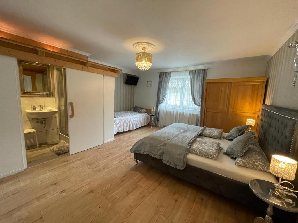 Апартаменты Boutique Haus Sissi Фюссен Экстерьер фото