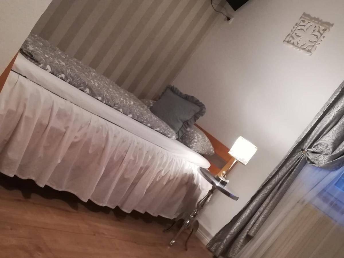Апартаменты Boutique Haus Sissi Фюссен Экстерьер фото